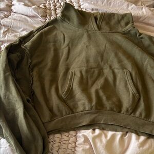 BDG Urban Outfitters Crop Hoodie